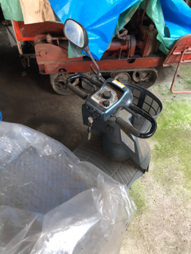 スズキ　セニアカー？　ラクーター？名称わかりません