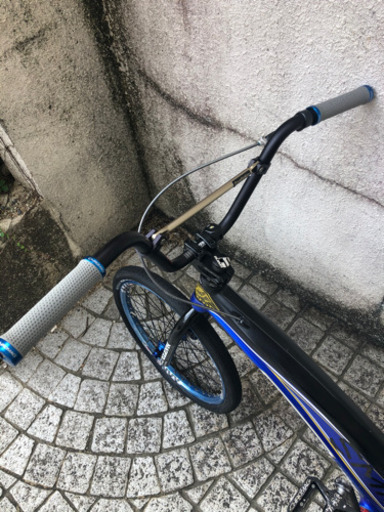 BMX風？自転車 モトクロス ブルー色 ブレーキ片側