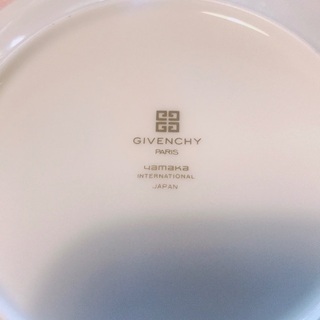 【新品、未使用品】GIVENCHY 八角皿5枚セットの画像