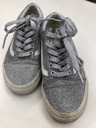 VANSスニーカー