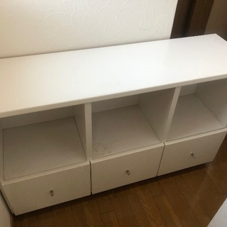 白いチェスト