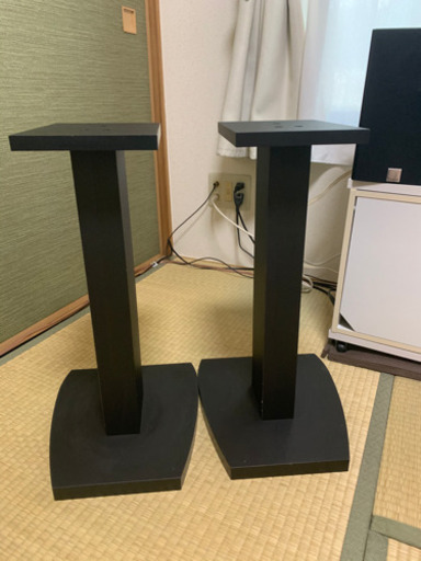 スピーカースタンド