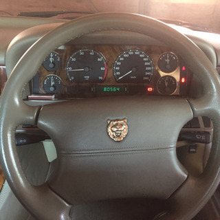 ジャガー XJ6-3.2 車庫保管の画像