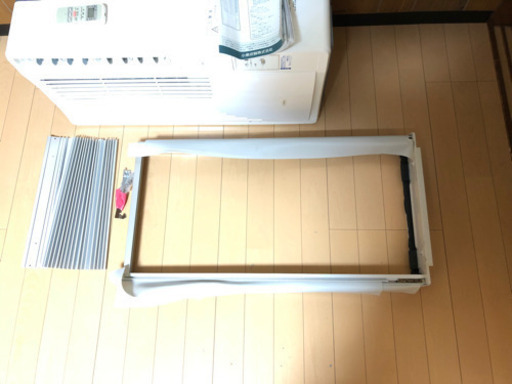 コイズミ　ルームエアコン（冷房除湿専用）