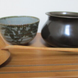 【中古茶道具】抹茶茶碗、鋳物建水、柄杓のセット♪　の画像