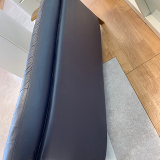 黒のレザーソファ【2,000円】の画像