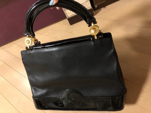 ベルサーチ　トートバッグ