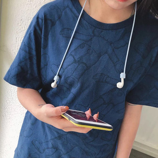 新品　カラーは色々あります　イヤホンストラップ　イヤホン　落下防止　紛失防止　ネックストラップの画像