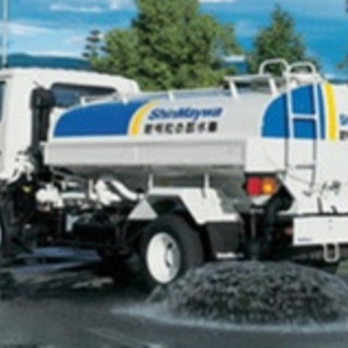 急募❗️ 10月末〜【広島空港】夜勤：散水車運転ドライバ、作業手元スタッフの画像