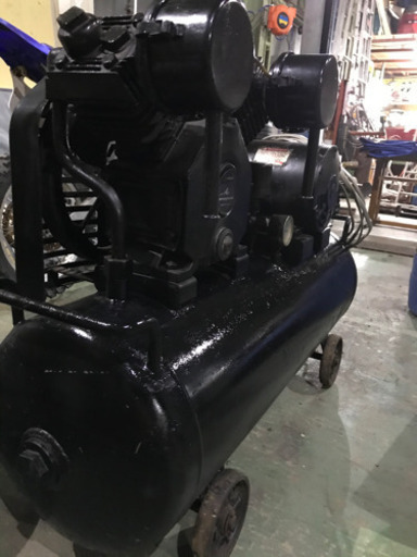 エアーコンプレッサー　3馬力　2.2kw