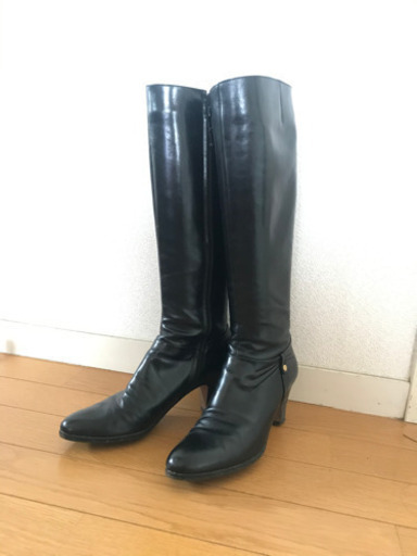 Salvatore Ferragamo ブーツ　本革