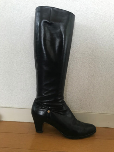 Salvatore Ferragamo ブーツ　本革