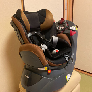 決まりました　アプリカ　ベビー＆チャイルドシート・ベッド　フラディア