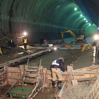 【佐賀】玄海原発坑内、職長、重機オペ、作業スタッフ❗️ 急募❗️ の画像