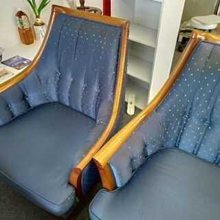 取りに来てくれる方限定「一人用ソファ2脚」