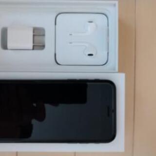 iPhone 7 Black 32 GB Y!mobileの画像