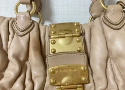 【お取引決定】miumiu マトラッセ　ピンクベージュ