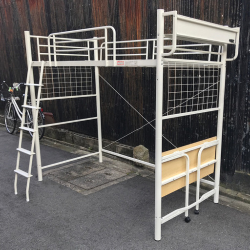 ニッセン　ロフトベッド　ホワイト　宮付きデスク付き