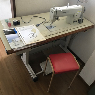 ブラザー直線本縫いミシン DB2ーB736 動作品
