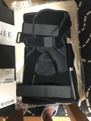 マックス　エクスエイドニー　ACL LL 膝サポーター