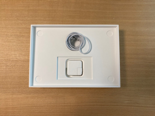【APPLE】MacBook Air 13インチ スペースグレー