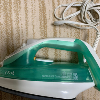 【無料でお譲りします】T-fal スチームアイロンの画像