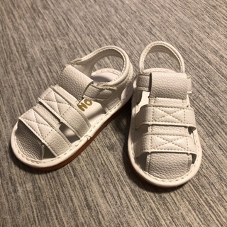 【新品・訳あり】12.5〜13センチ　サンダル