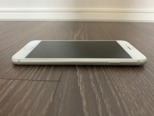iPhone 7 128G docomo版 SIMフリー