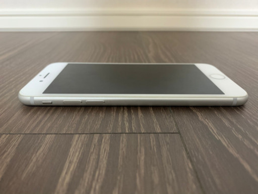 iPhone 7 128G docomo版 SIMフリー