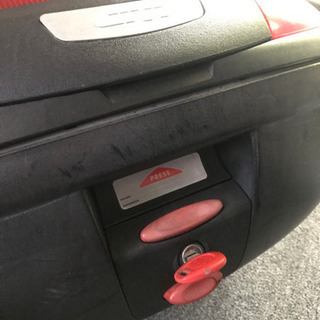 GIVI キャリアボックス　大　の画像