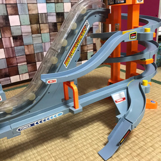 トミカ タワー　びゅんびゅんビッグタワーサーキットの画像