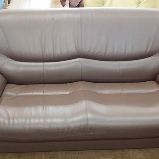 値下げしました！【店舗同時販売中】　ｋａｒｉｍｏｋｕ　カリモク　Ｃｈｉｔａｎｏ　チターノ　本革2.5人掛けソファー　ブラウン　Ｚ12162