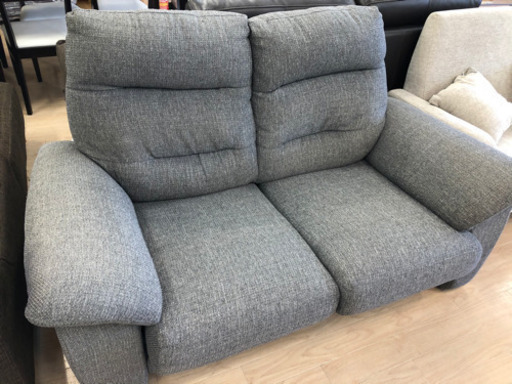 ● 2人掛けソファー　グレー