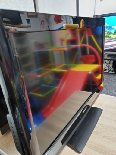 中古美品32型テレビ