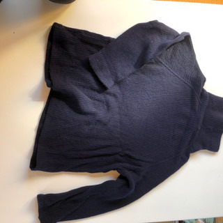 FENDIのハイネックの画像