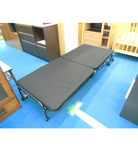 【新品未使用 折り畳みベッド】14段階リクライニング シングルベッド メッシュ生地 キャスター付 折りたたみ 収納 折畳み おりたたみ 札幌市 本郷通店