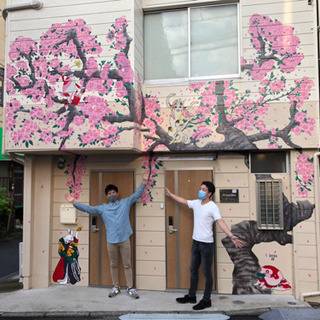 Wall Artを背景にした撮影モデルを募集