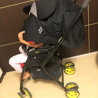 アップリカベビーカーミッキーモデル　定価 : ¥53,460(税込) ★チャイルドシート同時購入合計額から2千円引き！ アップリカベビーカーミッキーモデル 定価 : ¥53,460(税込