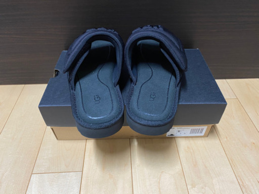 試着のみ　UGG  サンダル　メンズ　スライド　