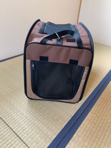ペットキャリーバッグ
