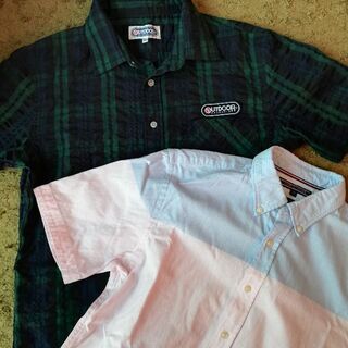 TOMMYとOUTDOORのシャツの画像