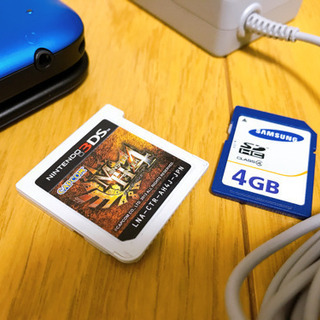 ニンテンドー3DS LL SDカード 充電器 MH4 or XX 付き の画像