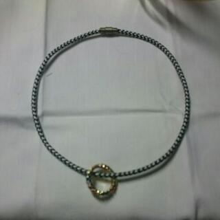 編みチョーカー(千鳥)の画像