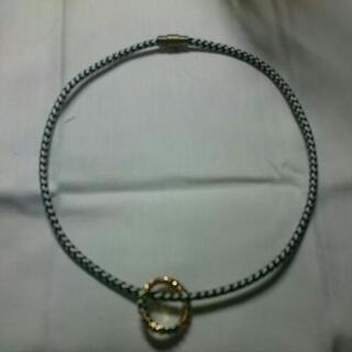 編みチョーカー(千鳥)の画像