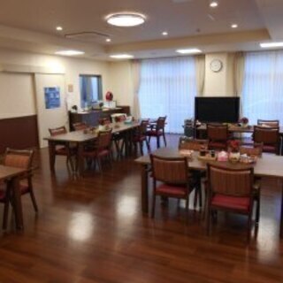 サービス付き高齢者向け住宅　大和たちばな苑　職員募集  【正社員】　【要資格：ヘルパー2級以上】の画像