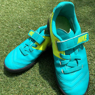 Nike Tiempo 子供用