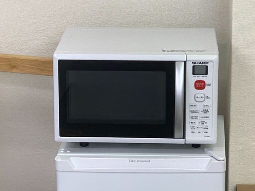 オフィスの閉鎖に伴い、電子レンジをお譲りします