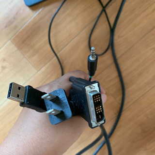 スピーカーつきPCディスプレイの画像