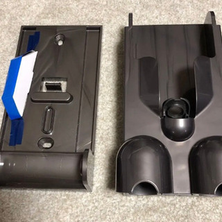 ダイソン　SV18   壁掛け部品