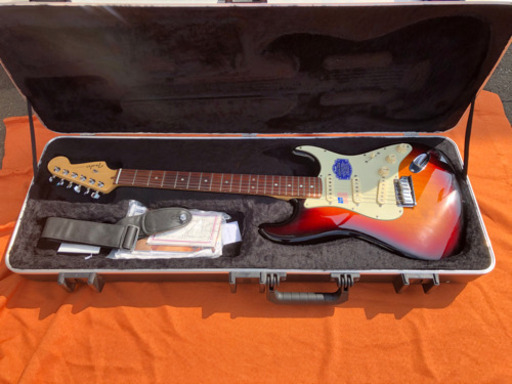 フェンダーUSA 超美品　観賞用　ストラト　AMDX ST N3 3CS/R